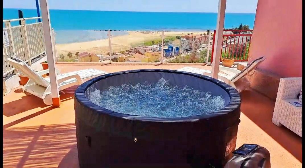 La Terrazza Sul Mare Di Bellavista Villa Porto Empedocle Exterior foto